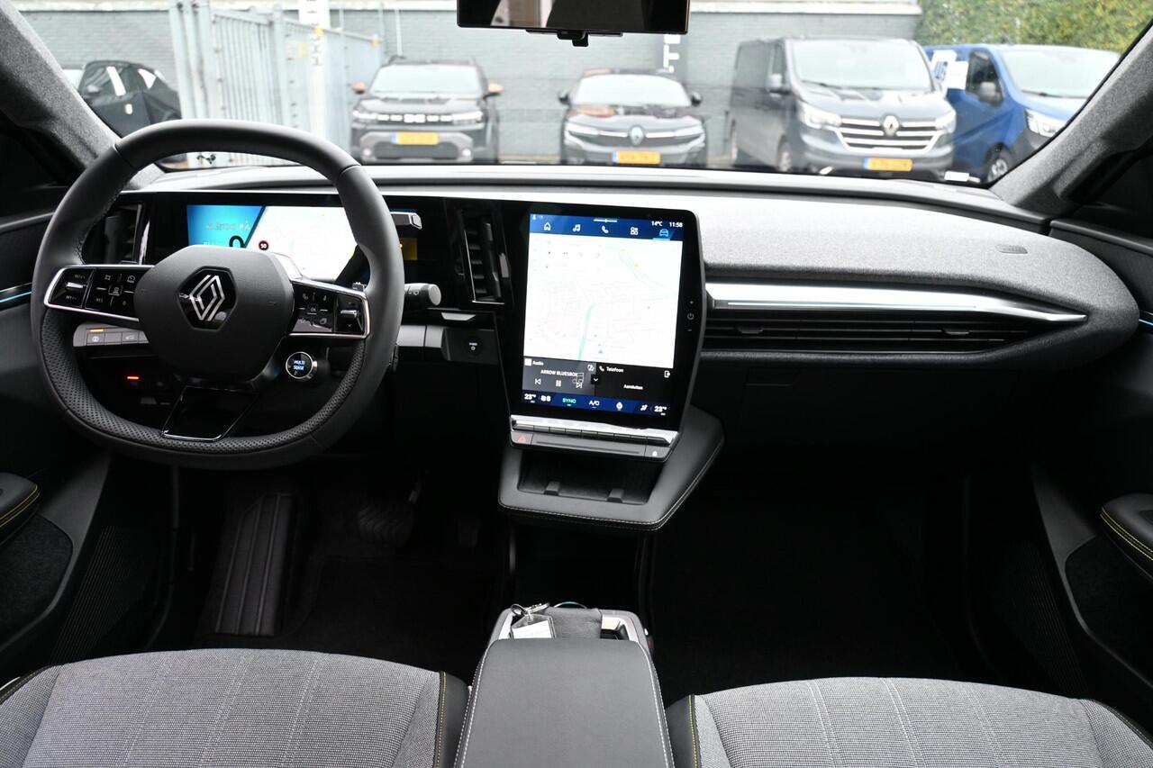 Renault SCENIC E-Tech EV87 long range techno | 360 CAMERA | PANORAMADAK | HARMAN/KARDON | STUURVERWARMING | NAVI | APPLECARPLAY/ANDROIDAUTO | ADAPT. CRUISE CONTROL | CLIMATE CONTROL | PDC | LMV