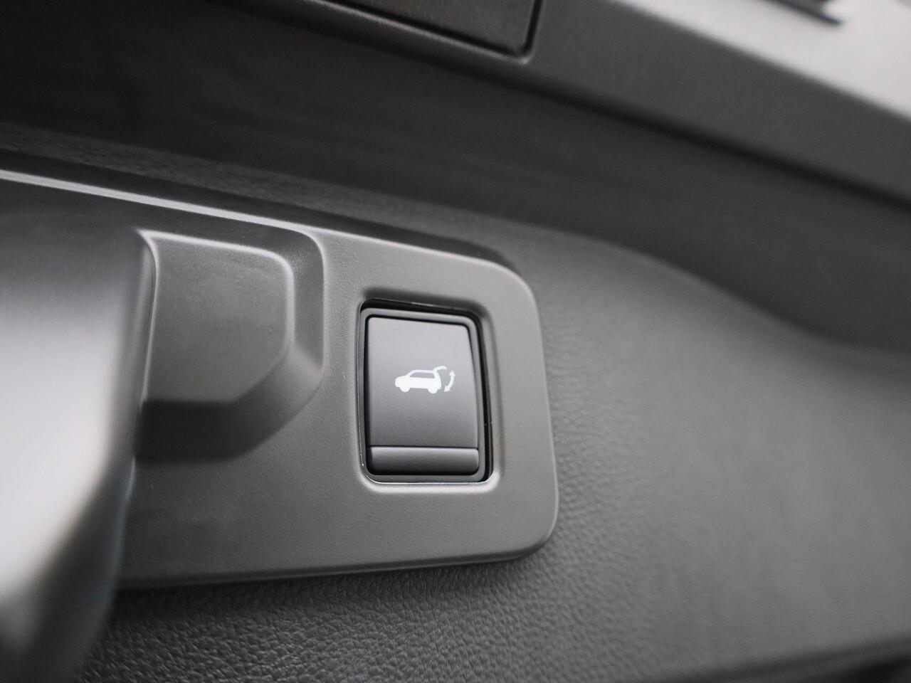 Renault SCENIC E-Tech EV60 170 pk comfort range techno | panormadak | pack winter | All Season banden | Trekhaak |