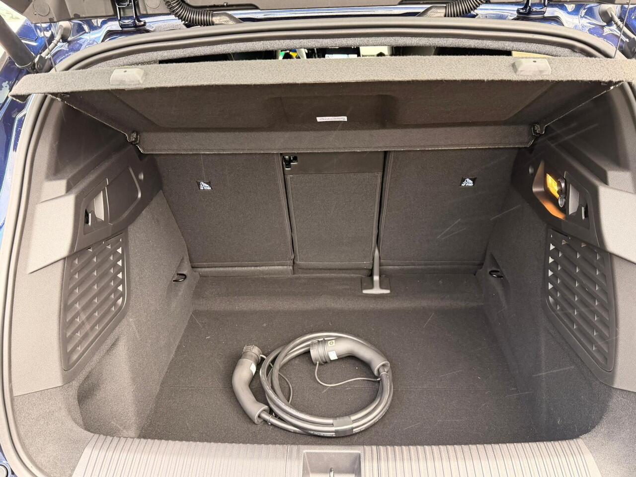 Renault SCENIC E-Tech Techno 220 pk Long Range MY25 l Meer dan ¤ 4.500 voorraadvoordeel! l Gratis 5 jaar fabrieksgarantie!