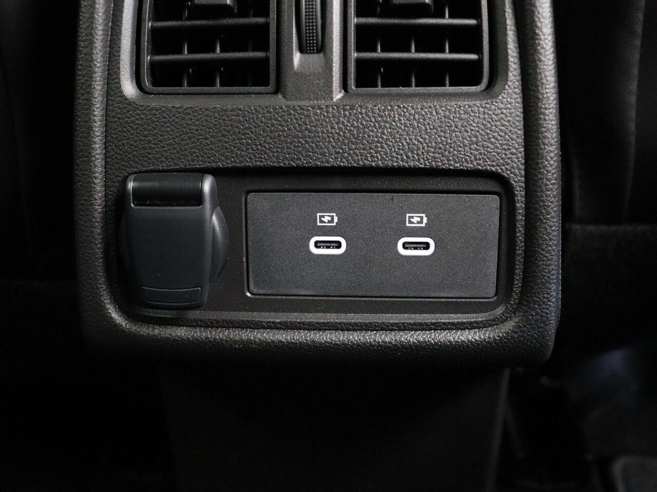 Renault Symbioz E-Tech full hybrid 145pk techno | Stoel- en stuurwielverwarming | Elek. bedienbare achterklep |