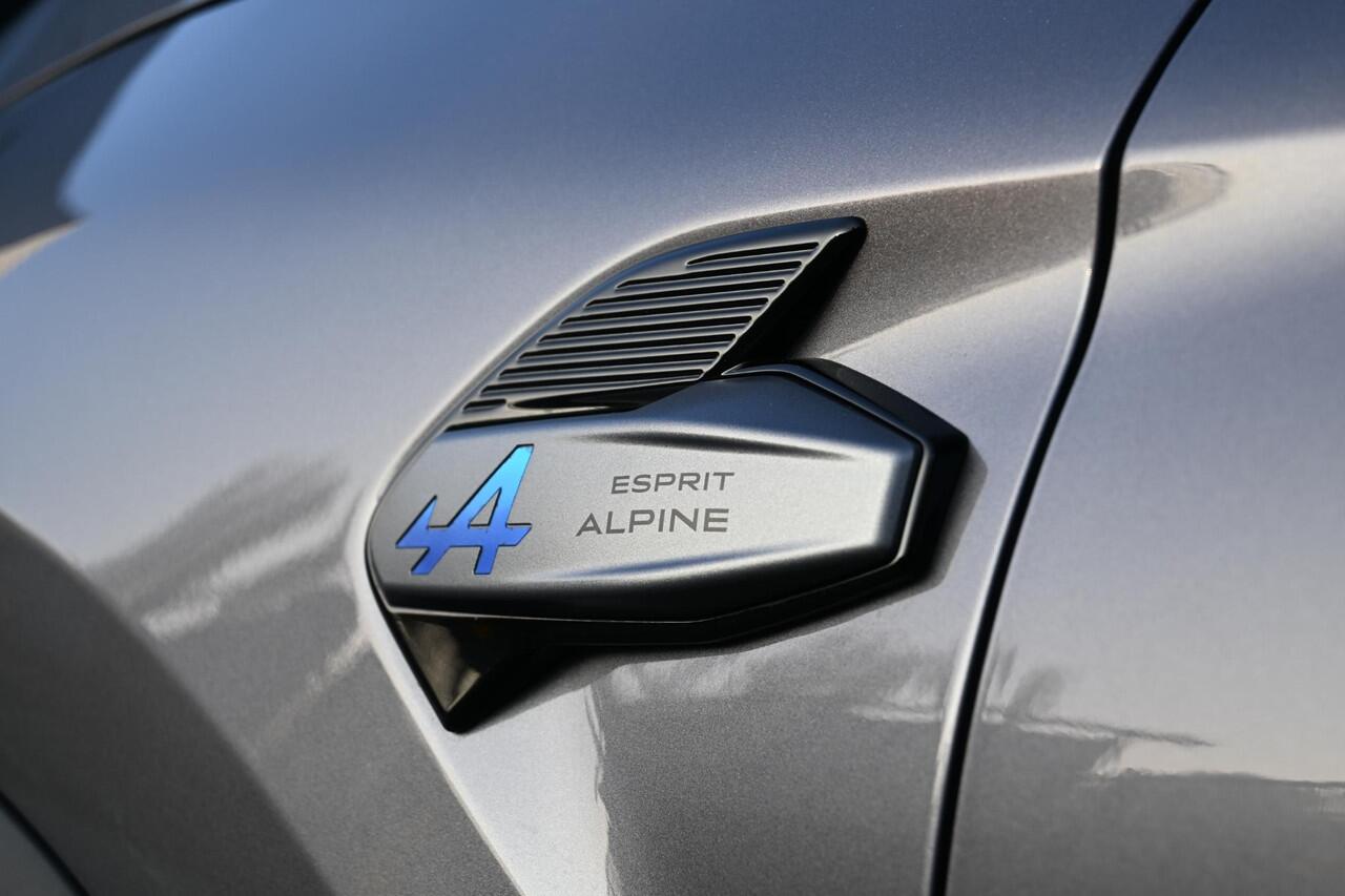 Renault Symbioz E-Tech full hybrid 145 esprit Alpine | AUTOMAAT | CAMERA | STUUR/STOELVERWARMING | NAVI | CRUISE CONTROL | APPLECARPLAY/ANDROIDAUTO | CLIMATE CONTROL | PDC | LMV