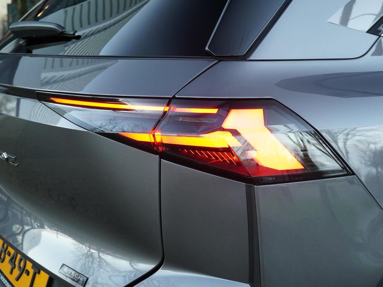 Renault Symbioz 1.6 E-Tech Full Hybrid 145 Techno AUTOMAAT / 10,4'' NAVI / 10,25'' DASHBOARD / PACK WINTER / PDC 360 / PRIVACY GLASS / DAB / APPLE CARPLAY / ANDROID AUTO / 18'' LMV