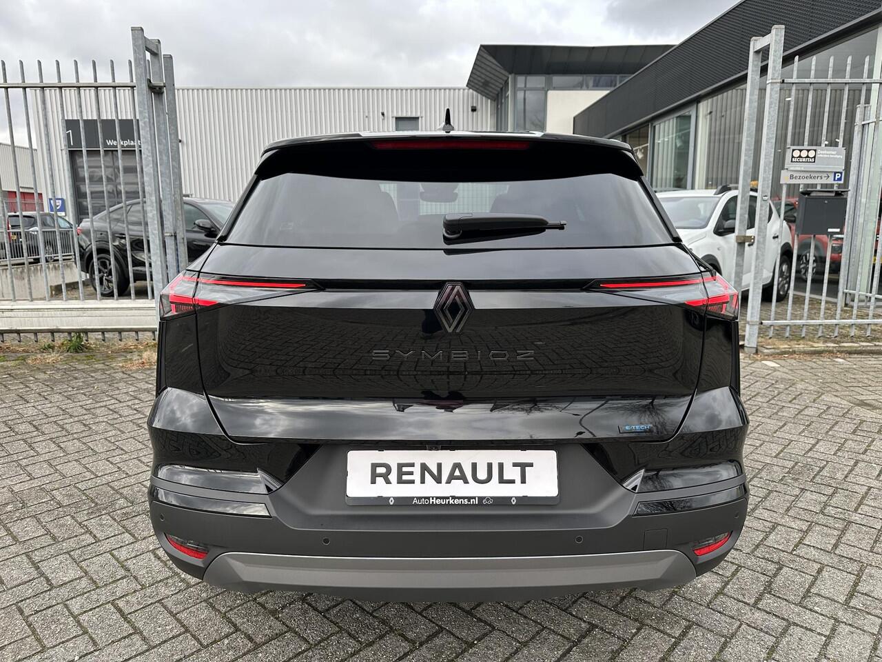 Renault Symbioz Esprit Alpine E-Tech Full Hybrid 160 l Meer dan ¤ 3.500 voordeel! l Nog dit jaar uit voorraad leverbaar l 5 jaar gratis Fabrieksgarantie!