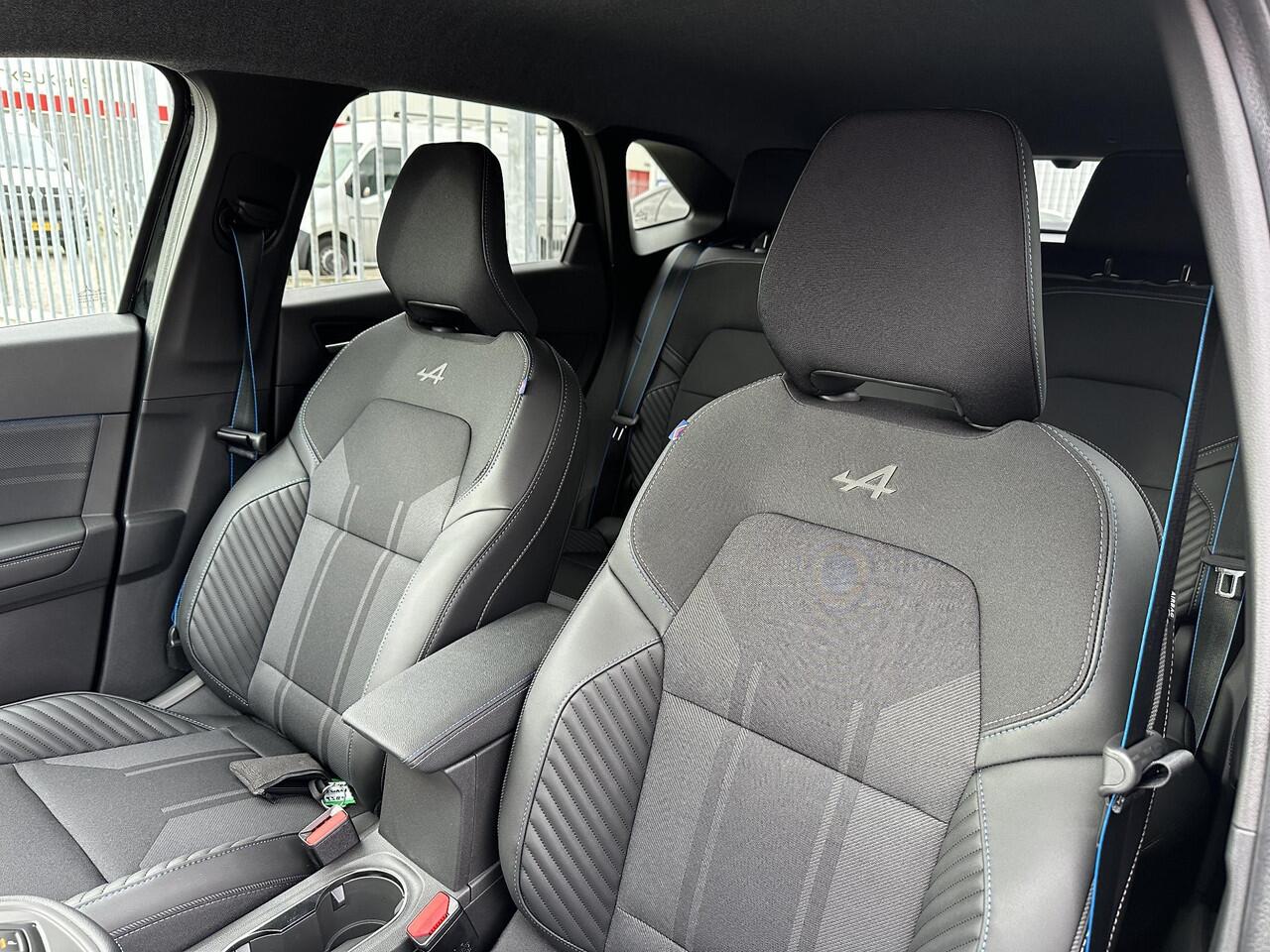 Renault Symbioz Esprit Alpine E-Tech Full Hybrid 160 l Meer dan ¤ 3.500 voordeel! l Nog dit jaar uit voorraad leverbaar l 5 jaar gratis Fabrieksgarantie!