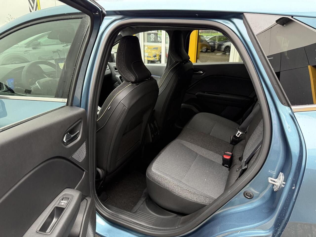 Renault Symbioz 1.8 E-Tech full hybrid 160 techno | Pack Driving & Comfort | Stoel & Stuur verwarming | Cruise adaptief | Achteruitrijcamera |