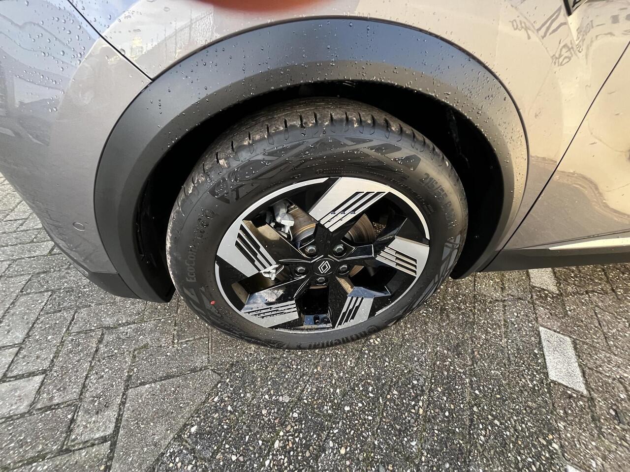 Renault Symbioz 1.6 E-Tech full hybrid 145 techno / CAMERA / NAVIGATIE GROOT SCHERM GOOGLE BUILD IN / ADAPTIEVE CRUIS CONTROL / APPLE CARPLAY / ANDROID AUTO / LICHTMETALEN VELGEN