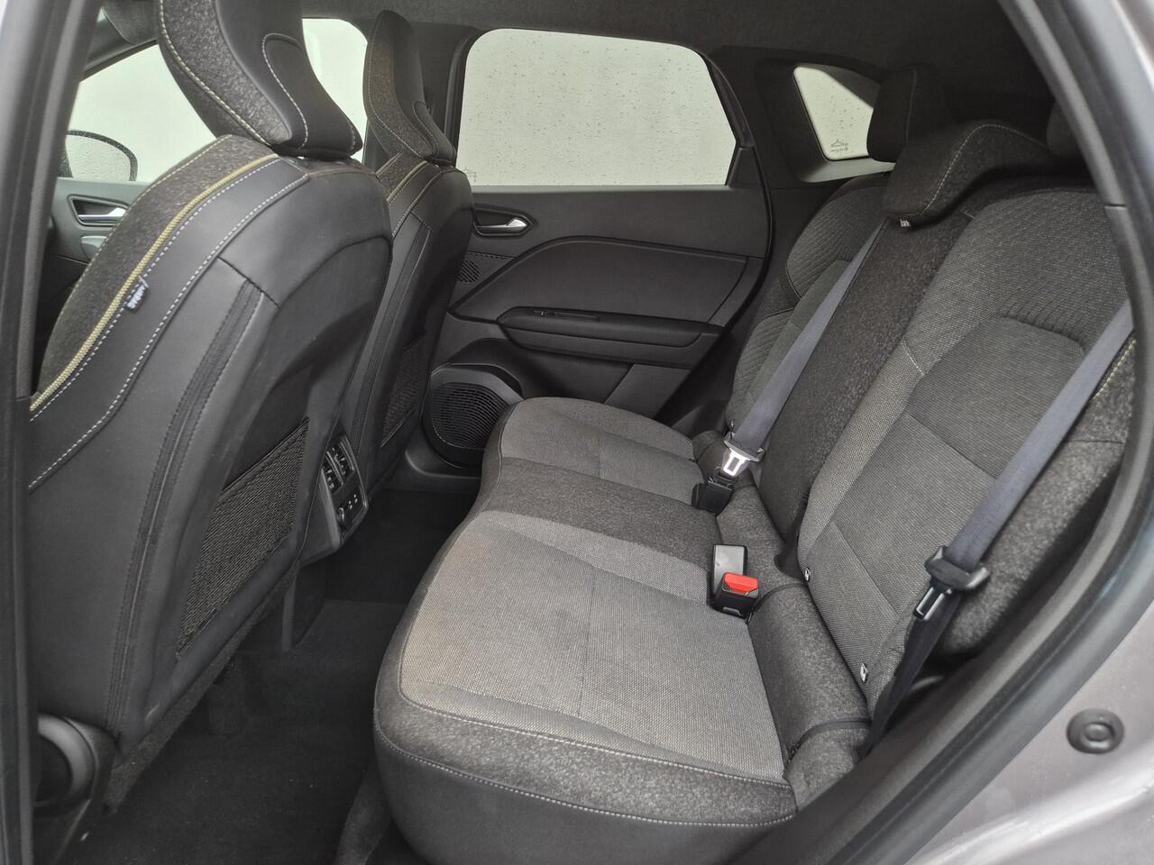 Renault Symbioz 1.6 E-Tech full hybrid 145 techno Automaat / Fabrieksgarantie tot 26-02-2027 / Elektrische achterklep / Adaptief CC / Navigatie / Keyless Entry/Start / Achteruitrijcamera / Apple Carplay Android Auto /