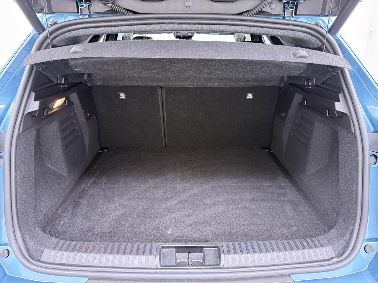 Renault Symbioz 1.6 E-Tech full hybrid 145 iconic 13.000KM!!| ADAPTIVE CRUISE| ELEK. STOELEN| ELEK. ACHTERKLEP| STOEL + STUURVERWARMING| CAMERA'S RONDOM| FABRIEKSGARANTIE RENAULT|