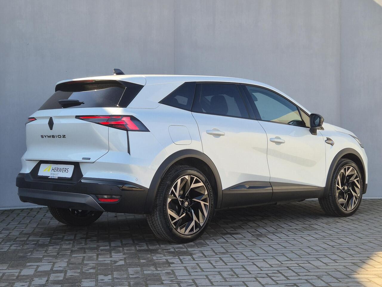 Renault Symbioz 1.6 E-Tech full hybrid 145 esprit Alpine / Fabrieksgarantie tot 04-2027 / Adaptief cruise control / Apple Carplay Android Auto / Achteruitrijcamera / Stuurverwarming / Keyless Entry/Start / Draadloze telefoon lader / Climate control / Parkeersensoren voor