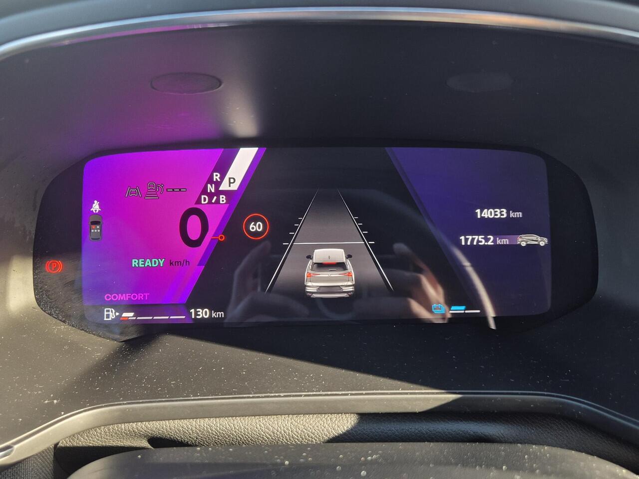 Renault Symbioz 1.6 E-Tech full hybrid 145 esprit Alpine / Fabrieksgarantie tot 03-2027 / Adaptief cruise control / Apple Carplay Android Auto / Achteruitrijcamera / Stuurverwarming / Keyless Entry/Start / Draadloze telefoon lader / Climate control / Parkeersensoren voor