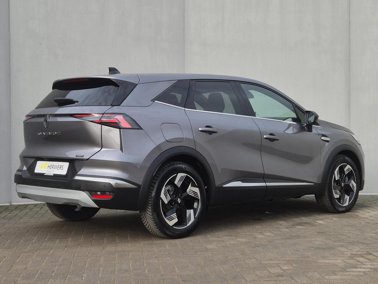 Renault Symbioz 1.6 E-Tech full hybrid 145 iconic Automaat / All season banden / Elektrische achterklep / Rondomzicht camera / Apple Carplay Andoid Auto / Stuur- & Stoelverwarming / Draadloze telefoon lader / Adaptief cruise control / Climate control /