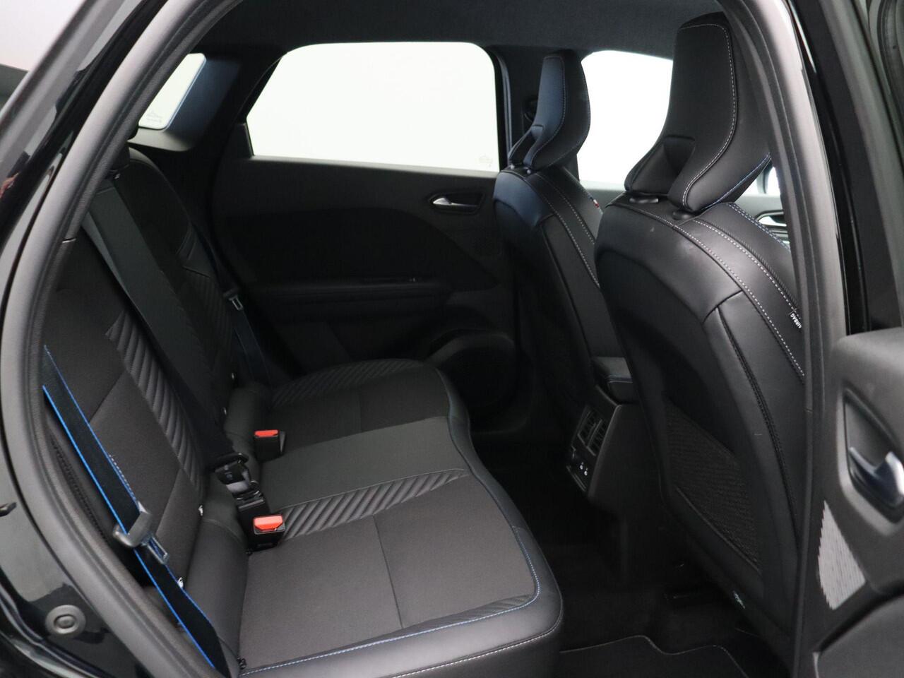 Renault Symbioz 1.6 E-Tech full hybrid 145 esprit Alpine | Stuurverwarming | Adaptieve cruise control | Achteruitrijcamera | Climate control |