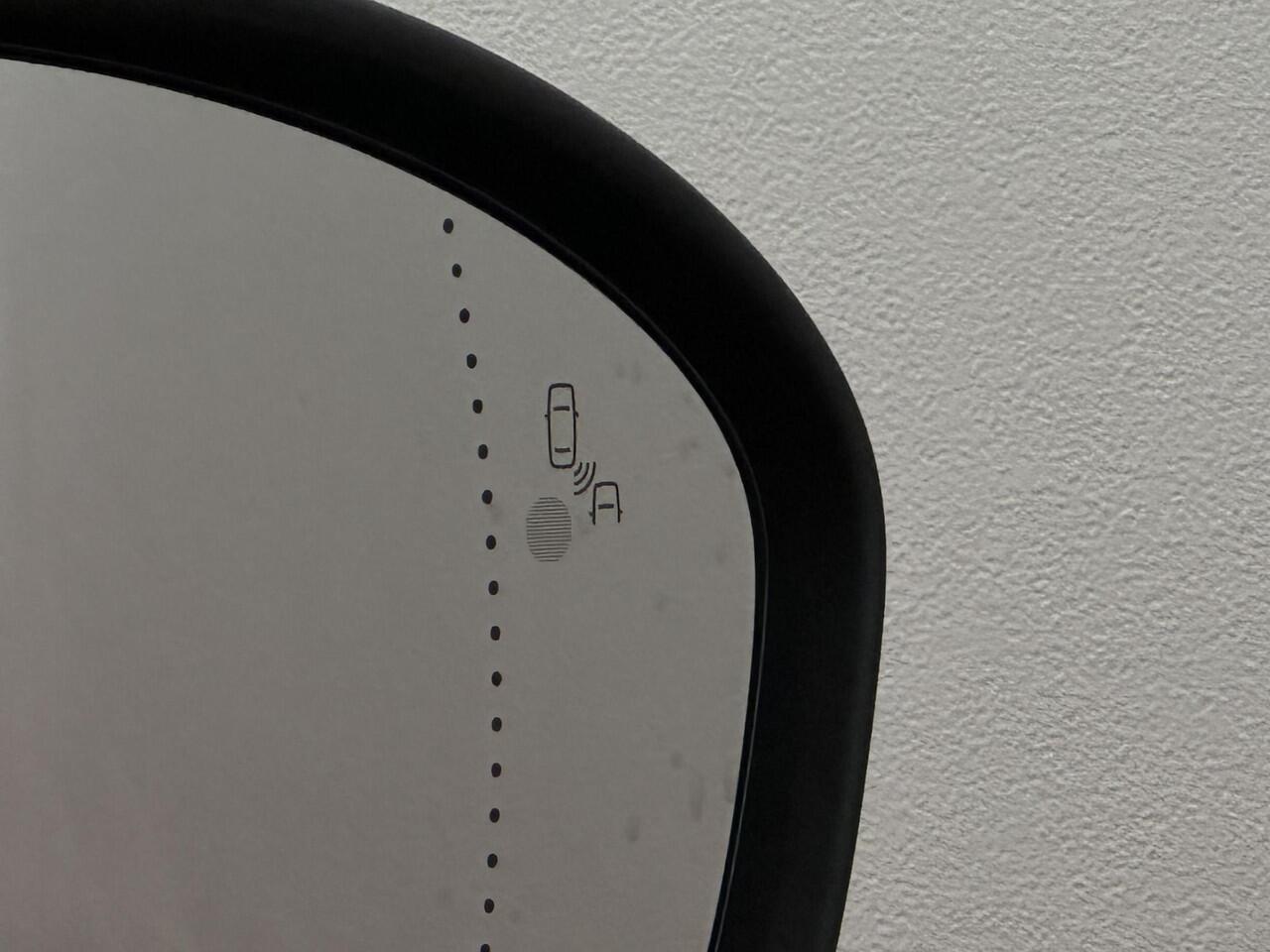 Renault Symbioz 1.8 E-Tech Full Hybrid 160 Iconic | Pack Light & Sound | Van: ¤ 43.638,- nu rijklaar voor: ¤ 41.638,-