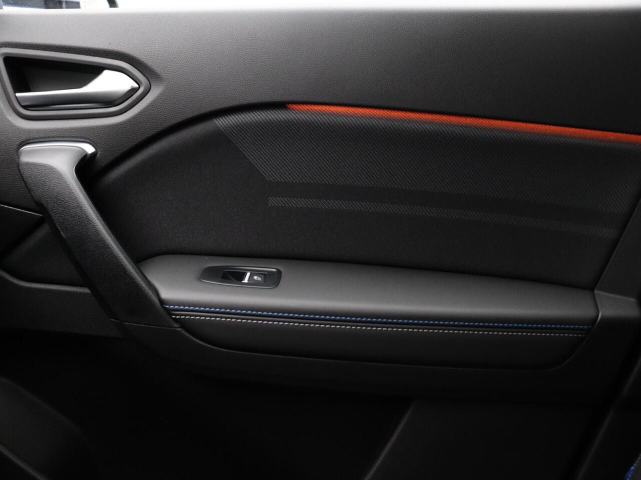 Renault Symbioz E-Tech full hybrid 160pk esprit Alpine | Panoramisch dak | Harman Kardon | Active driver assist | Stoel- en stuurwielverwarming |