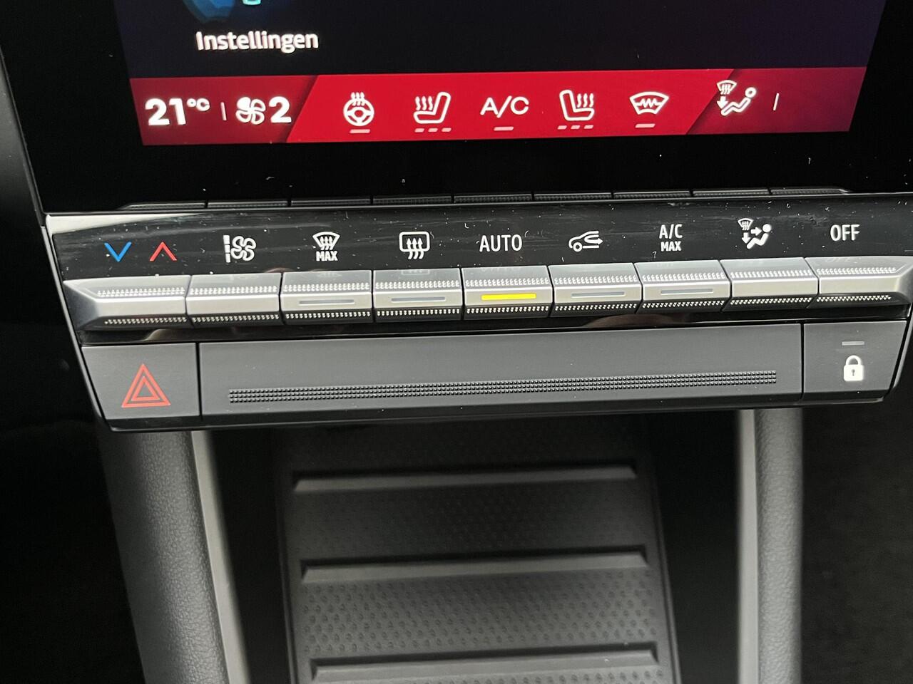 Renault Symbioz 1.8 E-Tech full hybrid 160 Iconic | Harman / Kardon | Panoramadak | Stoel + Stuurverwarming |