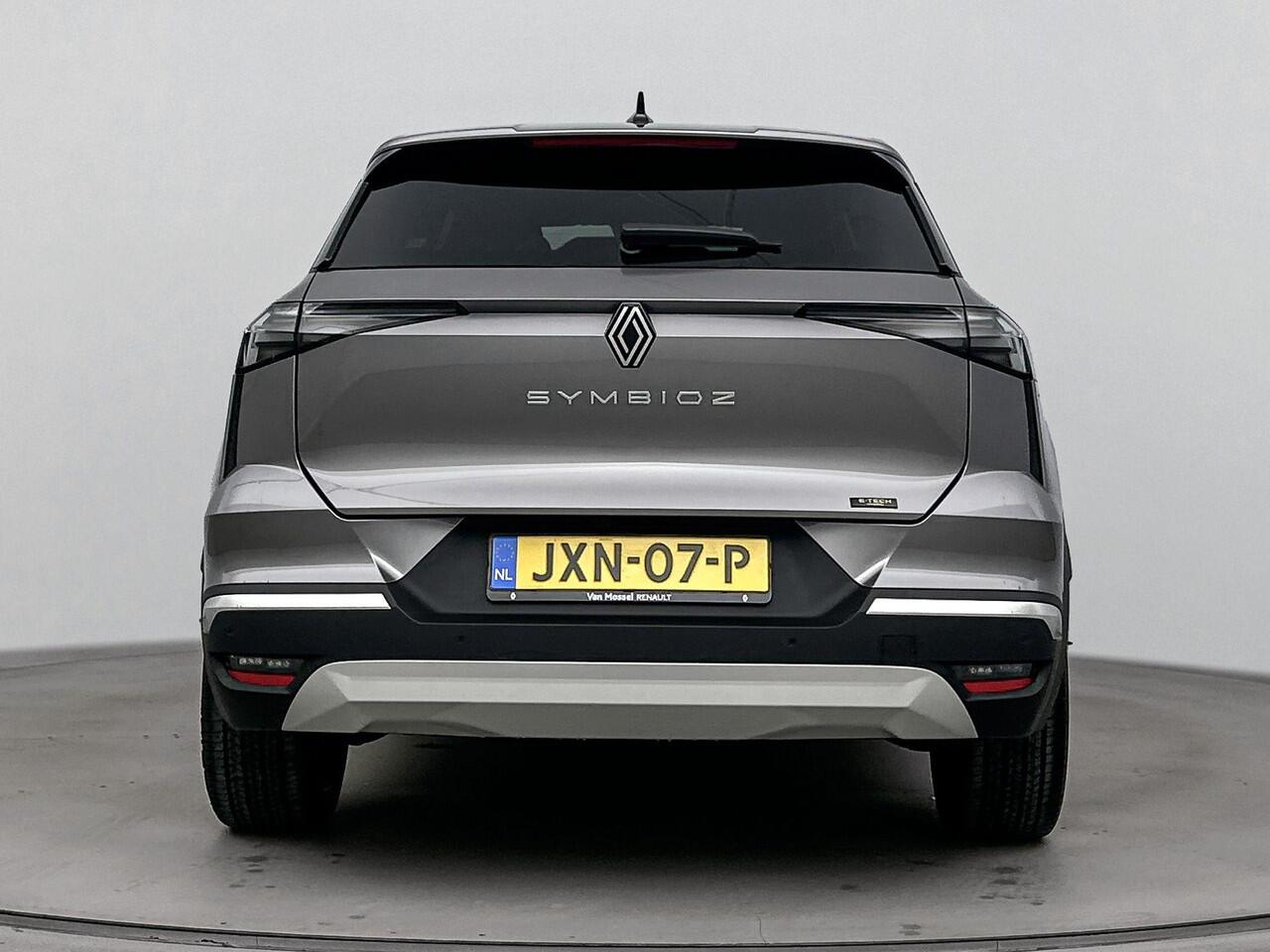 Renault Symbioz 1.8 E-Tech Full Hybrid Iconic 160PK | Apple Carplay/Android Auto | Adaptive Cruise Control met Stuurhulp | Airco Automatisch | Blind Spot Warning | Camera 360 | Draadloze Oplader | Elektrische Achterklep | Elektrisch Verstelbare Voorstoelen | Park Assist 