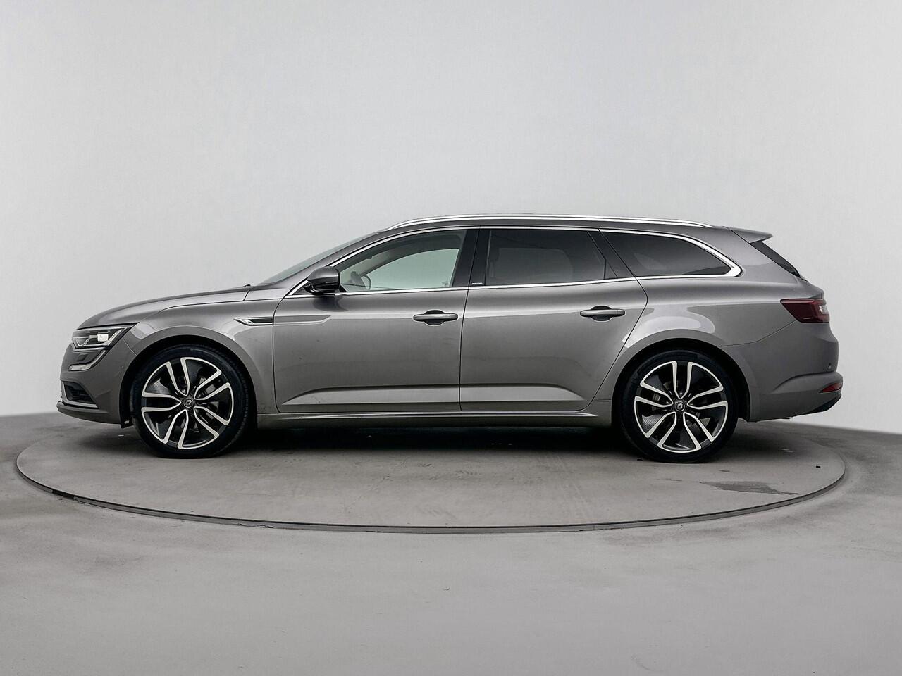 Renault TALISMAN Estate 1.8 TCe Intens 225PK | Trekhaak | Head-Up Display | Stoelmassage | Adaptieve Cruise Control | BOSE Audio | Volleder Interieur