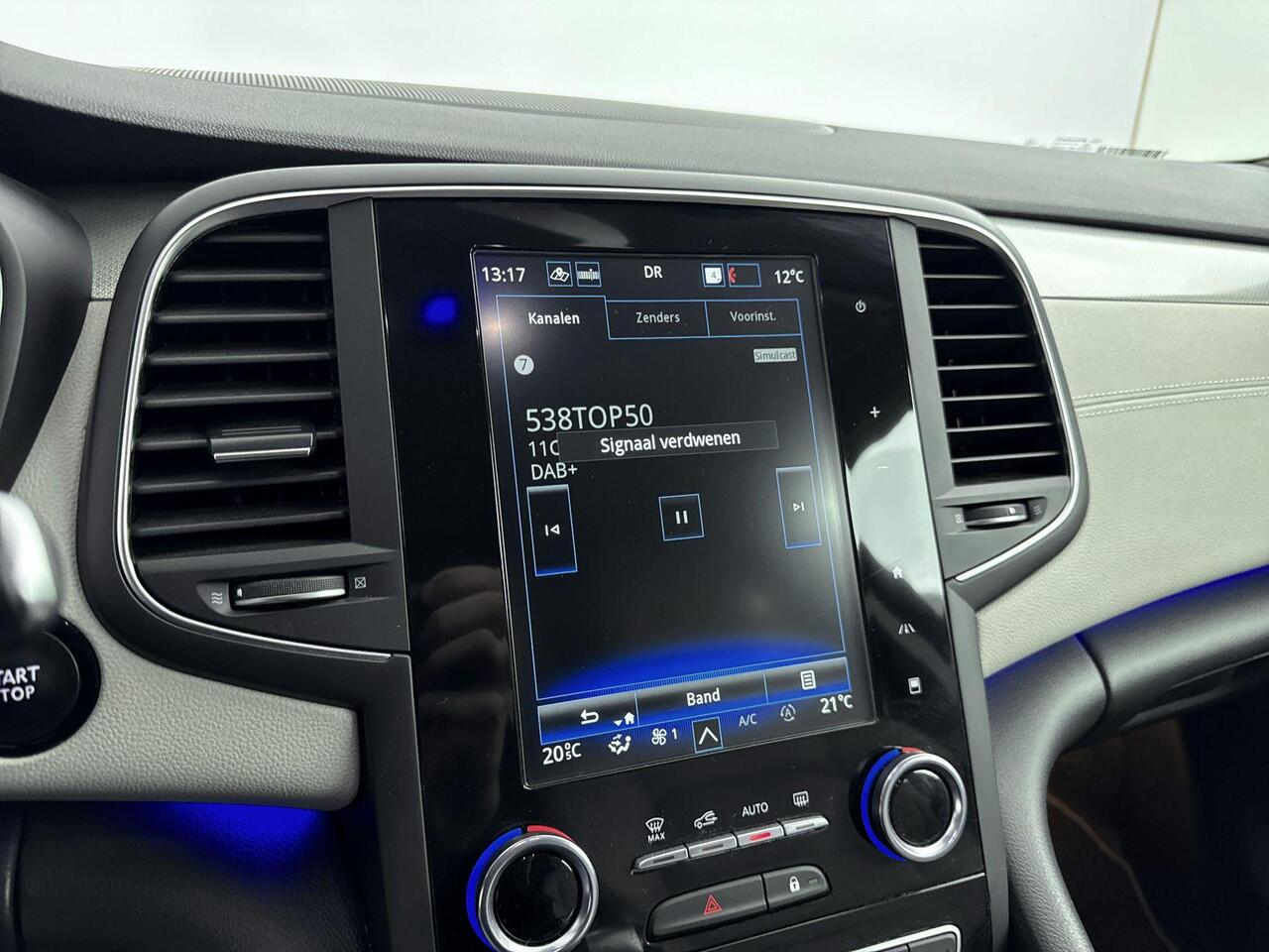 Renault TALISMAN Estate 1.8 TCe Intens 225PK | Trekhaak | Head-Up Display | Stoelmassage | Adaptieve Cruise Control | BOSE Audio | Volleder Interieur