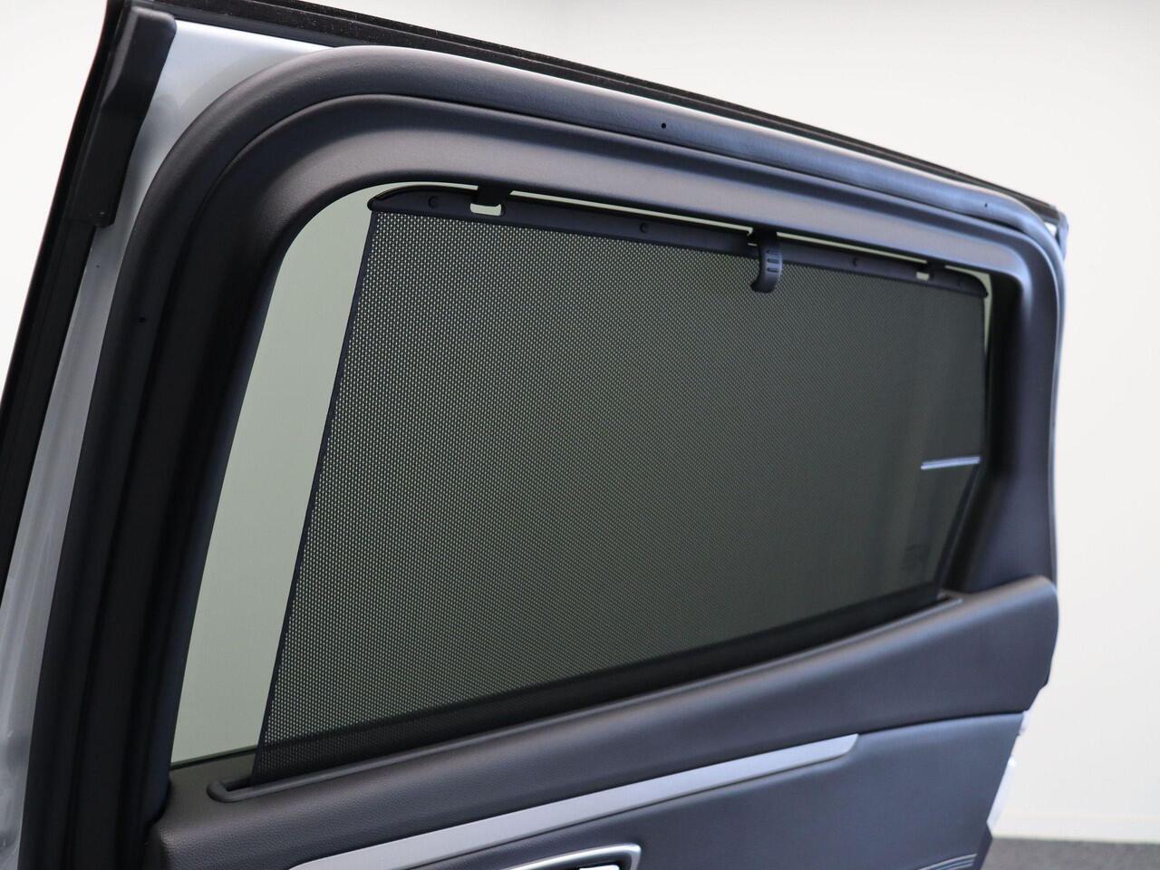 Renault TALISMAN Estate 160pk TCe Business Intens | Half leder | Automaat | Stoel & stuur verwarming | Achteruitrijcamera |