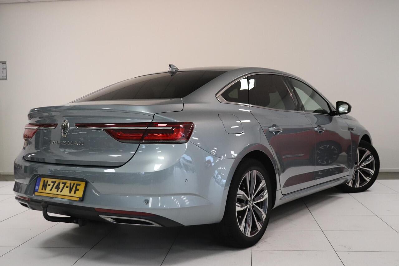 Renault TALISMAN 1.3 TCe Business Intens | Stuur & Stoelverwarming | Trekhaak | Camera | Climate control | Navigatie | AppleCarplay AndroidAuto | LED koplampen |