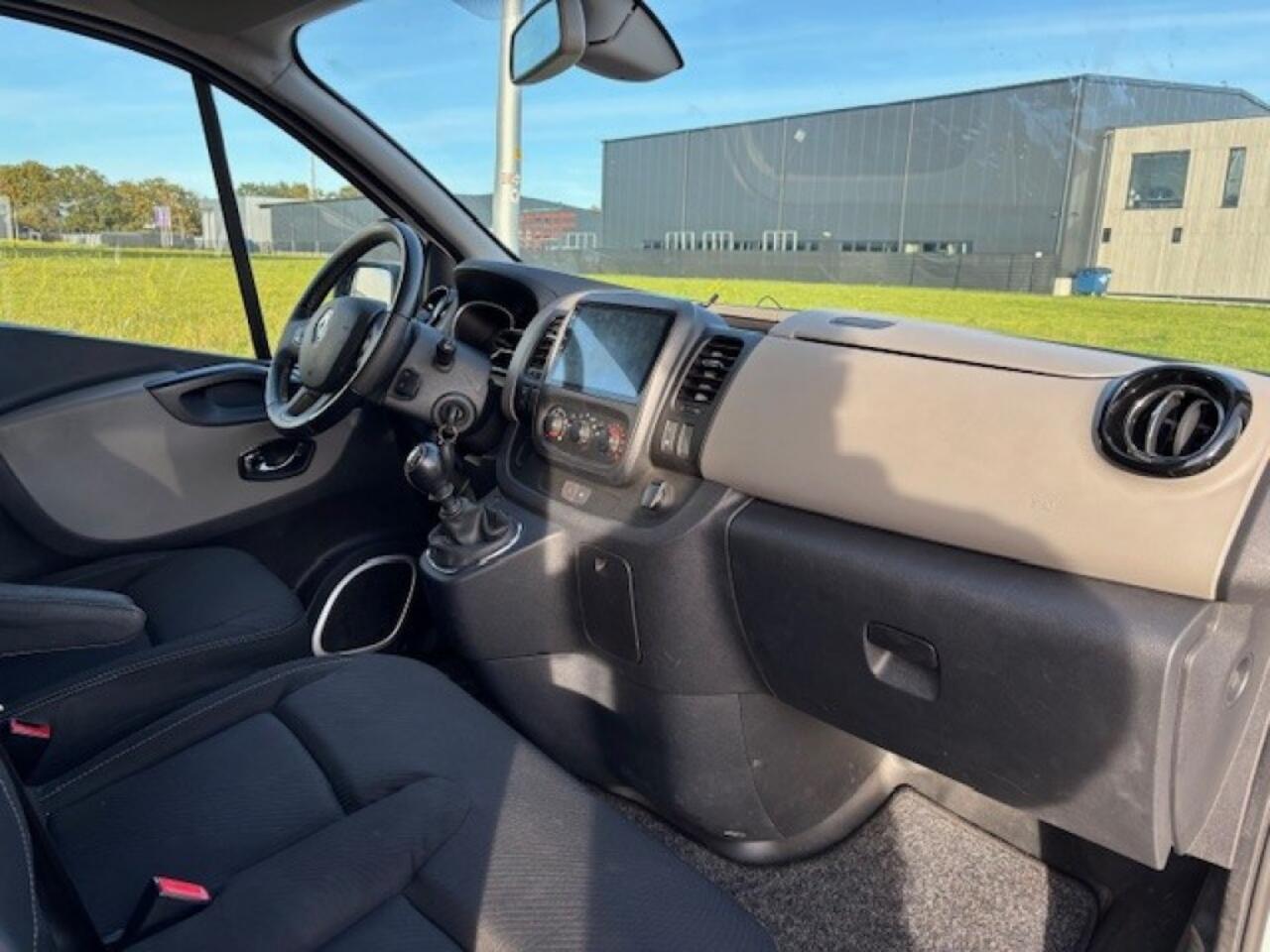 Renault TRAFIC 1.6 DCI T29 L2H1 G?N Generique