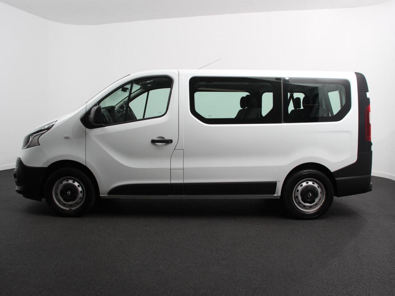Renault TRAFIC Passenger 1.6 dCi Zen Energy 9p Prijs incl. btw/bpm | Airco | Trekhaak | Radio | Electrisch pakket