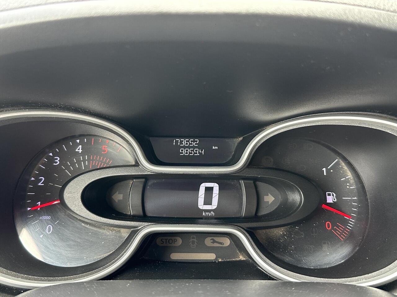 Renault TRAFIC 1.6 dCi 95 T27 L1H1 Comfort | Airco | Trekhaak | Cruise Control | 2026 Groot Onderhoud Gehad |