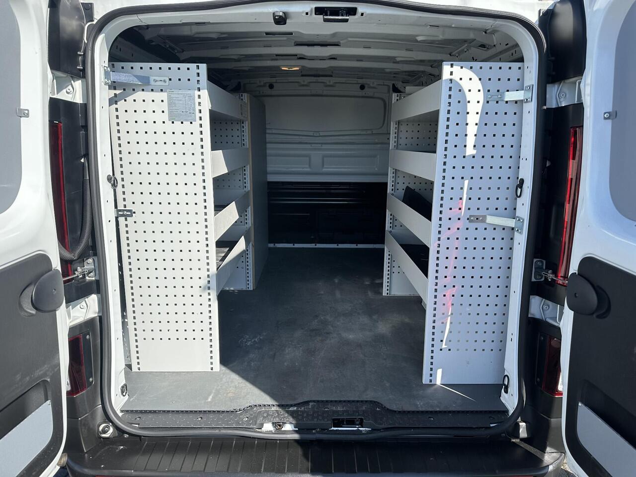 Renault TRAFIC 1.6 dCi 95 T29 L1H1*INRICHTING*A/C*NAVI*CRUISE*TEL