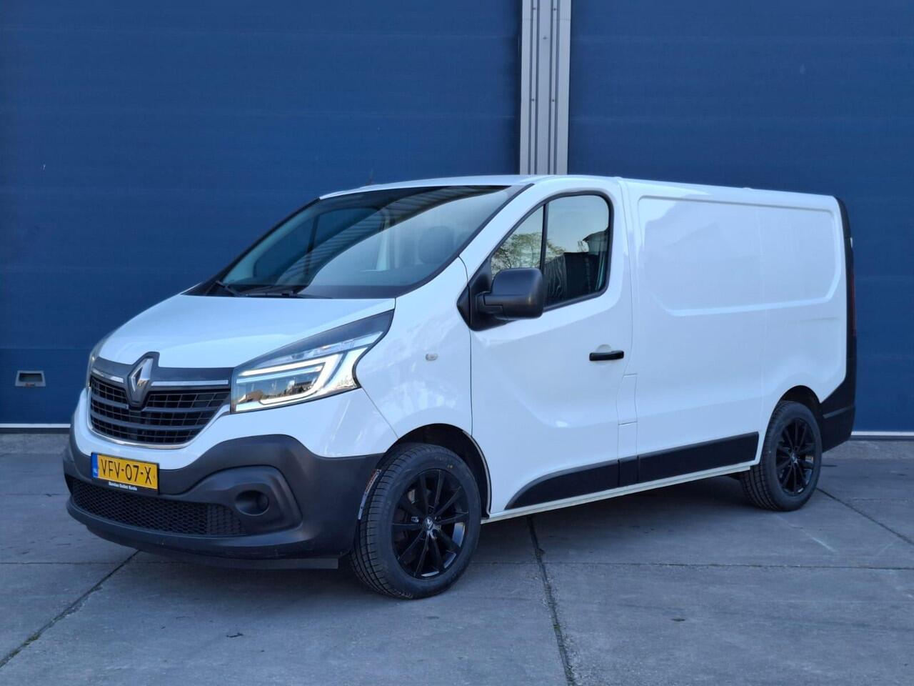 Renault TRAFIC 1.6 dCi 95 T29 L1H1 Comfort AIRCO / CRUISE CONTROLE / NAVI / 3 ZITS