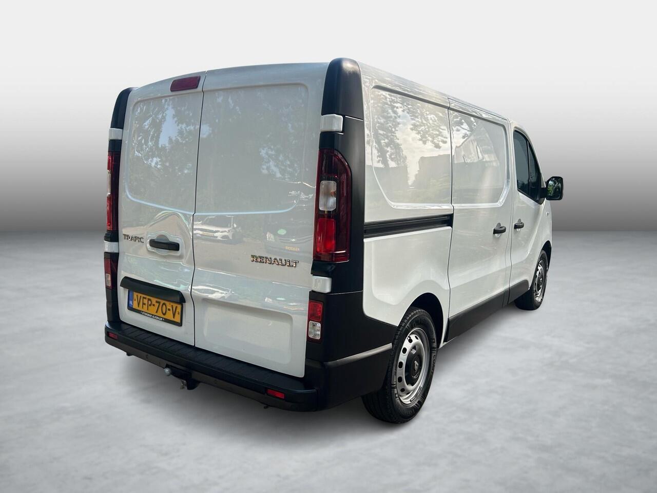 Renault TRAFIC 1.6 dCi 95 T27 L1H1 Comfort EU6 | Trekhaak | wegklapbare dakdragers | Airco | Navi |