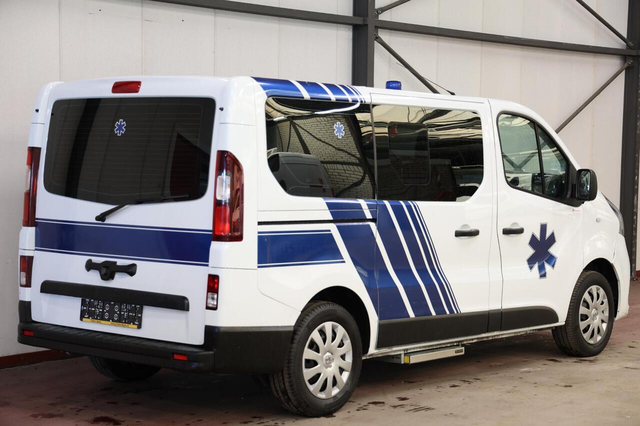 Renault TRAFIC AMBULANCE VSAV Rettungswagen Krankenwagen