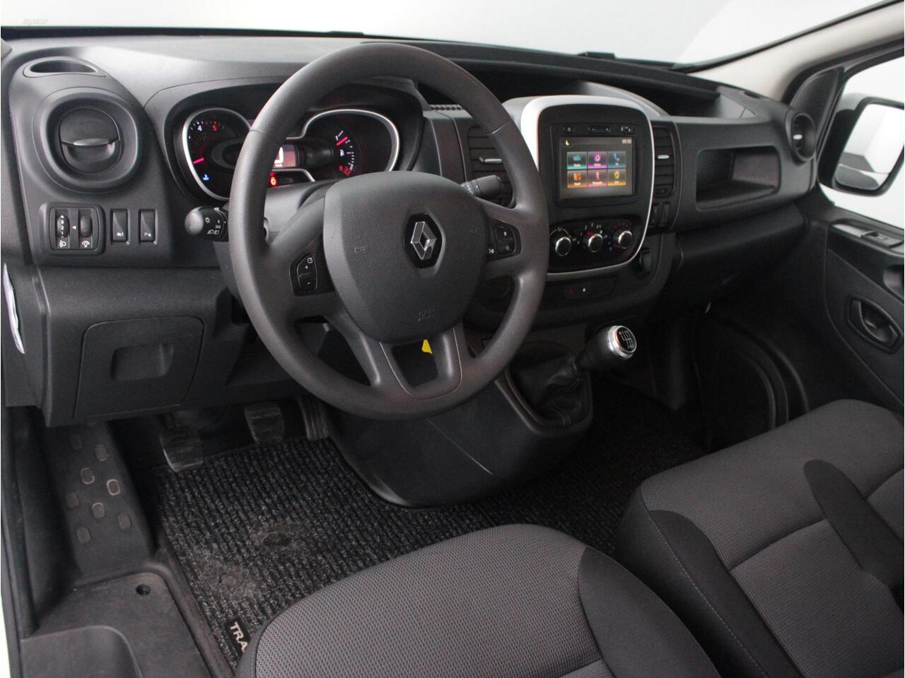 Renault TRAFIC 2.0 dCi 120 T29 L2H1 Work Edition | Navigatie | Trekhaak | Imperiaal |