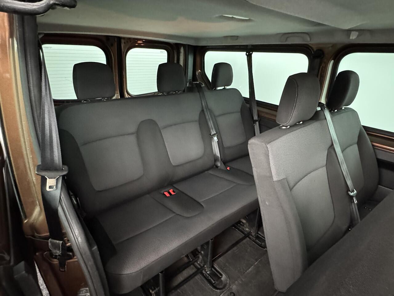 Renault TRAFIC Passenger 2.0 dCi 120 Grand Zen 9pers | Navi | Airco