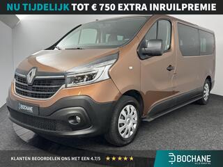 renault-trafic-passenger-2.0-dci-12