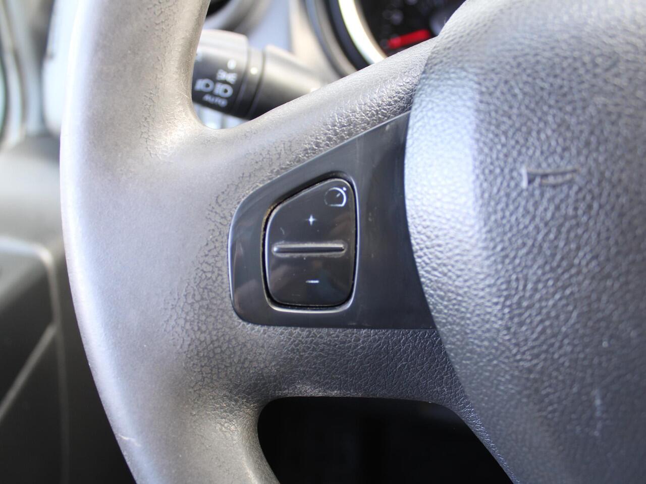 Renault TRAFIC 2.0 dCi 145 T29 L2H1 Comfort