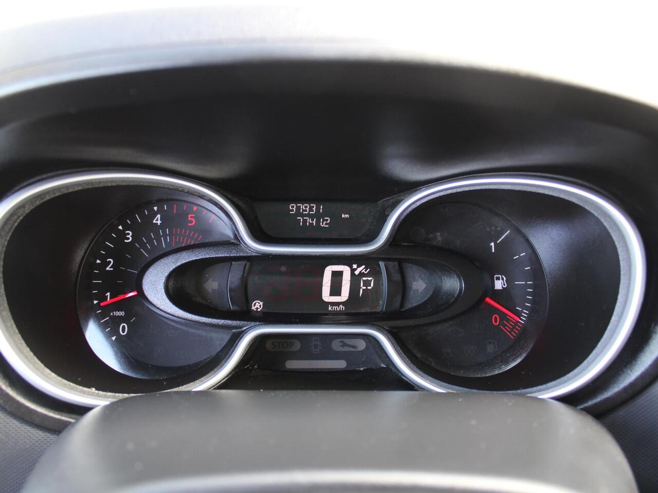 Renault TRAFIC 2.0 dCi 145 T29 L2H1 Comfort