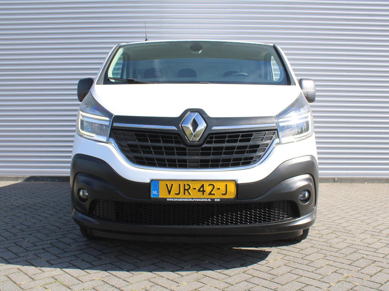 Renault TRAFIC 2.0 dCi 145 T29 L2H1 Comfort