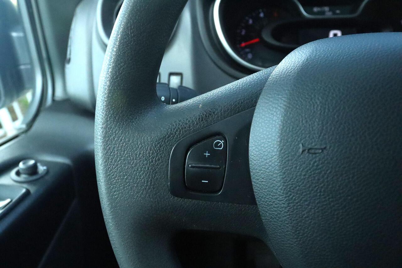 Renault TRAFIC 2.0 DCI 120 PK T26 L2H1 COMFORT | LED | IMPERIAAL | CARPLAY |