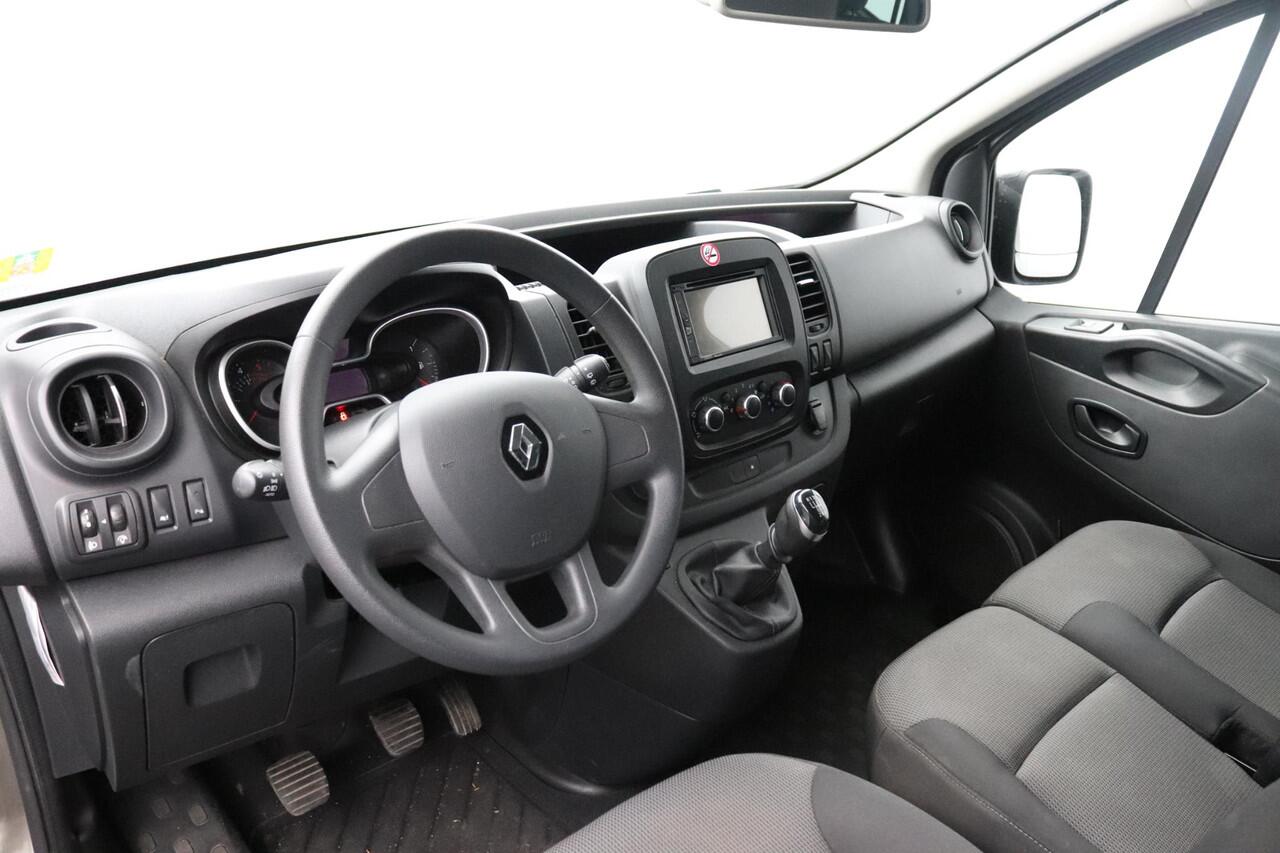 Renault TRAFIC Passenger 2.0 dCi 120 Grand Zen 9-persoons| All-Season Banden| Trekhaak| Carplay|