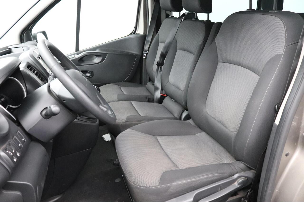 Renault TRAFIC Passenger 2.0 dCi 120 Grand Zen 9-persoons| All-Season Banden| Trekhaak| Carplay|