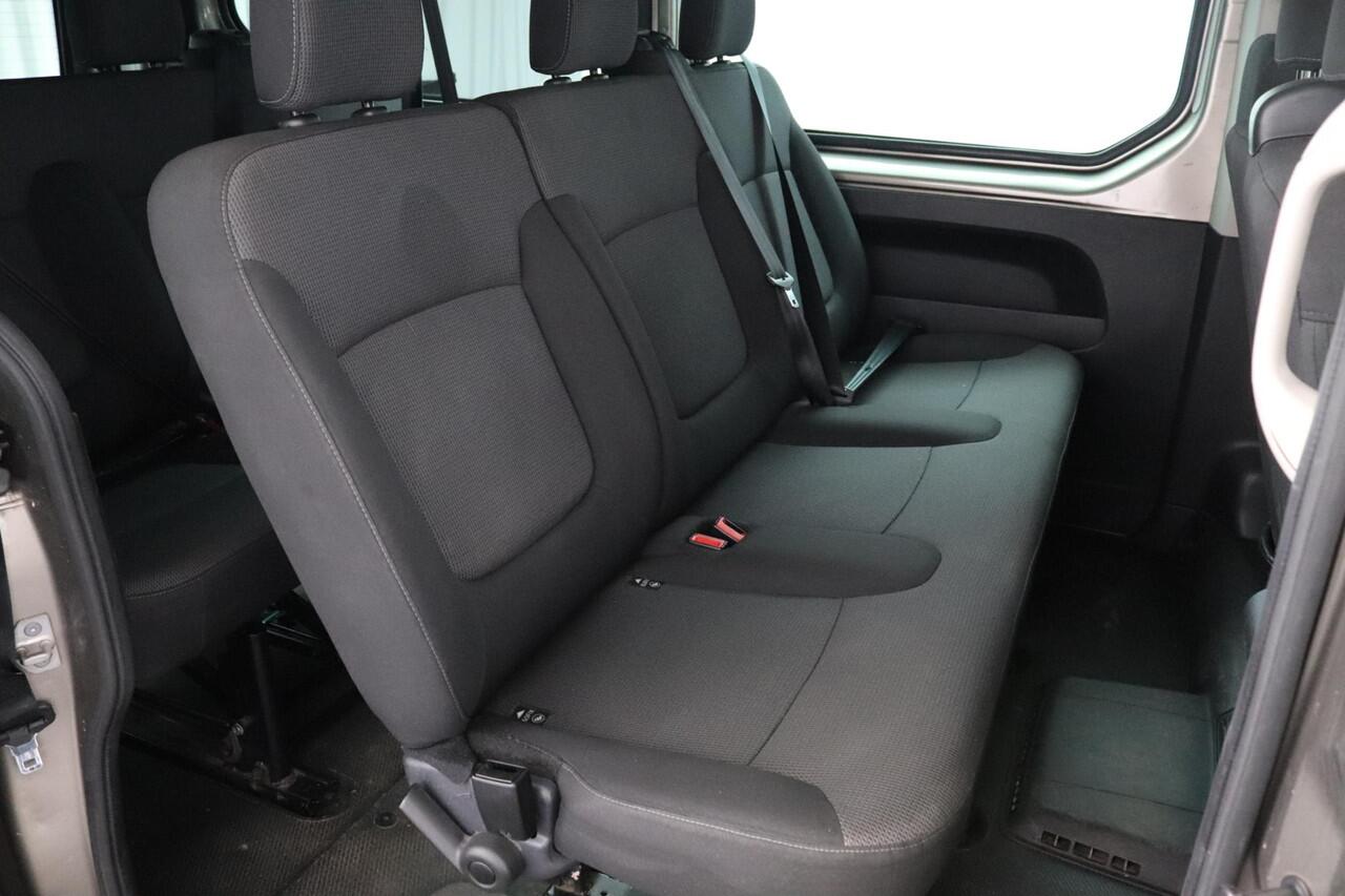 Renault TRAFIC Passenger 2.0 dCi 120 Grand Zen 9-persoons| All-Season Banden| Trekhaak| Carplay|