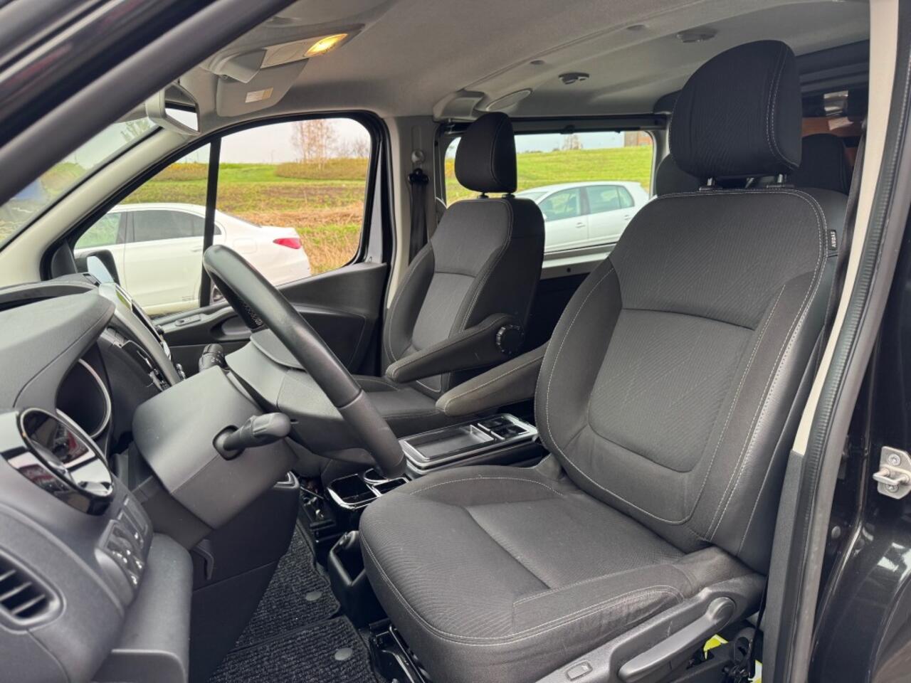 Renault TRAFIC 2.0 DCI 145PK DC L2H1 SPECIAL-EDITION NAVI CAMERA TREKHAAK DUBBEL-CABINE