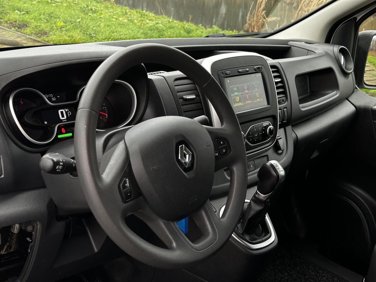 Renault TRAFIC 2.0 dCi 145 T29 L1H1 Comfort | Automaat | Trekhaak | Imperiaal | Led koplampen |