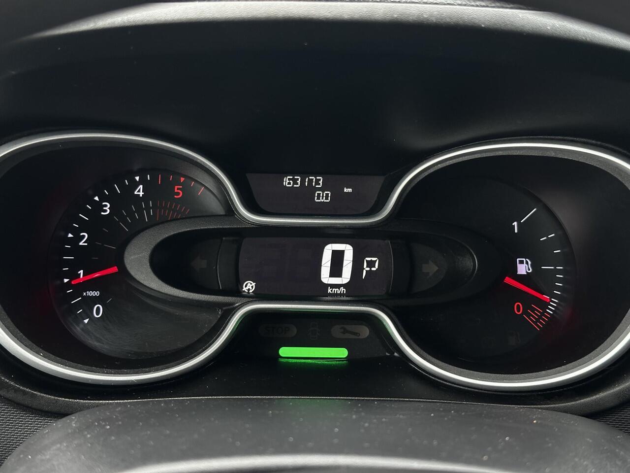 Renault TRAFIC 2.0 dCi 145 T29 L1H1 Comfort | Automaat | Trekhaak | Imperiaal | Led koplampen |