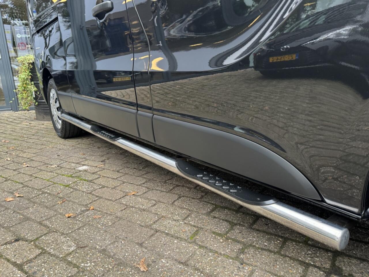 Renault TRAFIC 2.0 dCi 170 pk T29 L2H1 DC dubbel Lu