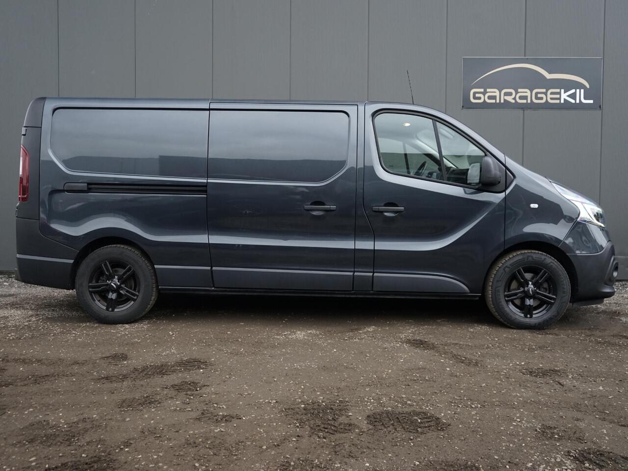 Renault TRAFIC 2.0 dCi 145 T29 L2H1 Comfort AUTOMAAT / Polyester Laadruimte!! / Orig. NL / 1ste eigenaar / LM velgen / Trekhaak / LED / Leder stoelhoezen /