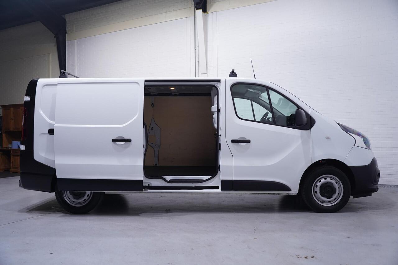 Renault TRAFIC 2.0 dCi 120pk L2H1 Airco, Laadruimte Pakket, Keyless Entry, PDC achter