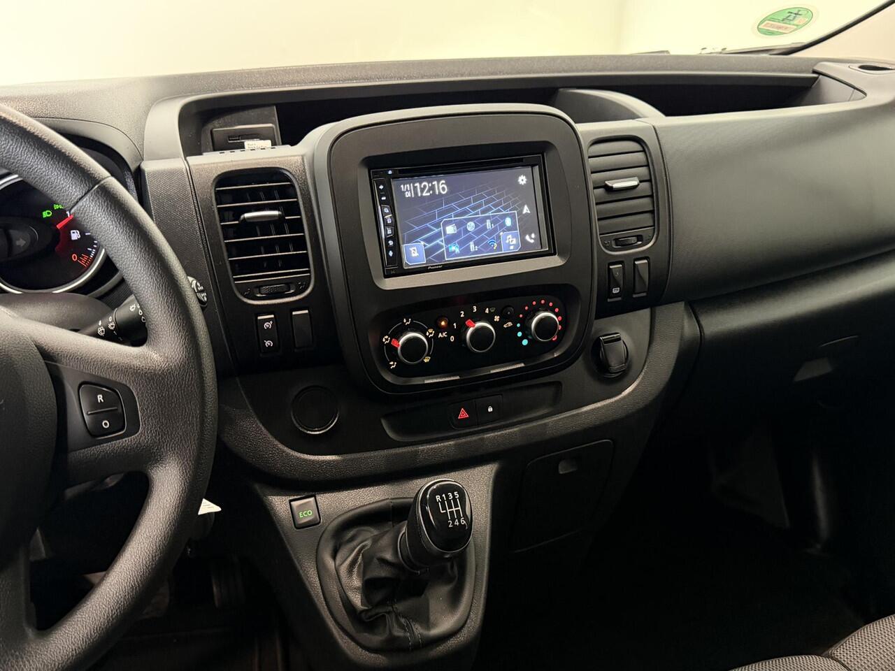 Renault TRAFIC Passenger 2.0 dCi 120 Grand Zen | Navigatie | Airco | Cruise Control | Trekhaak | Parkeersensoren en achteruitrijcamera