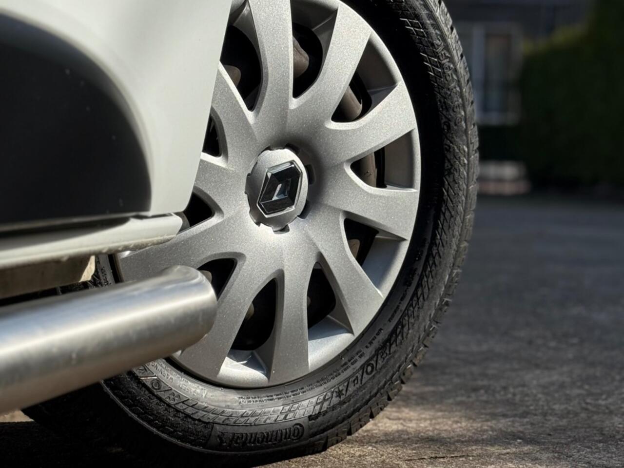 Renault TRAFIC L2H1 2.0 dCi 120PK / Navi / Airco / Trekhaak