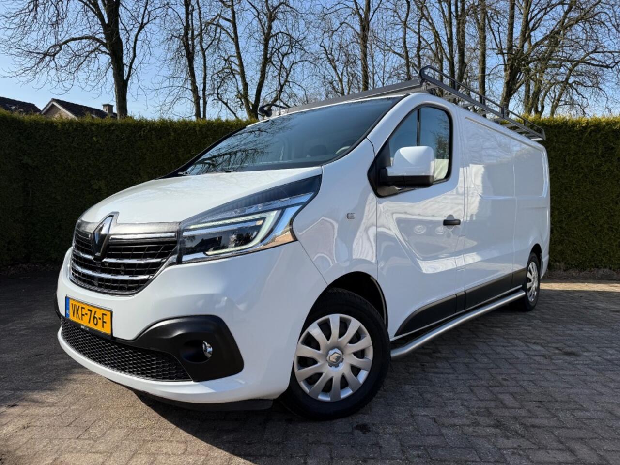Renault TRAFIC L2H1 2.0 dCi 120PK / Navi / Airco / Trekhaak